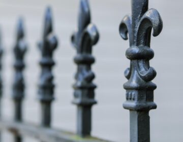 Heavy-duty fittings manufacturer ornamental fence spears and rail heads